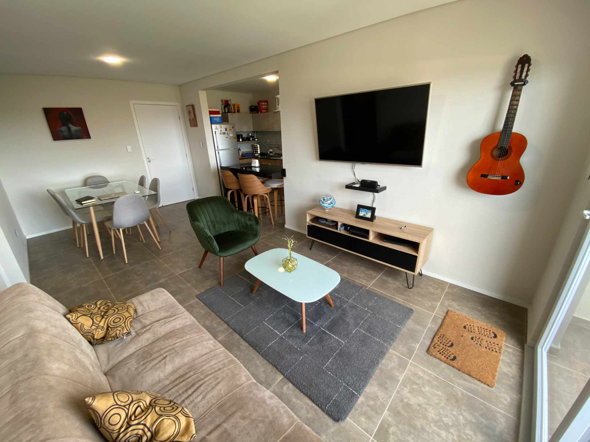 Departamento en Entre 7mo y 8vo anillo Norte en Santa Cruz de la Sierra 3 dormitorios 2 baños 1 parqueos Foto 6