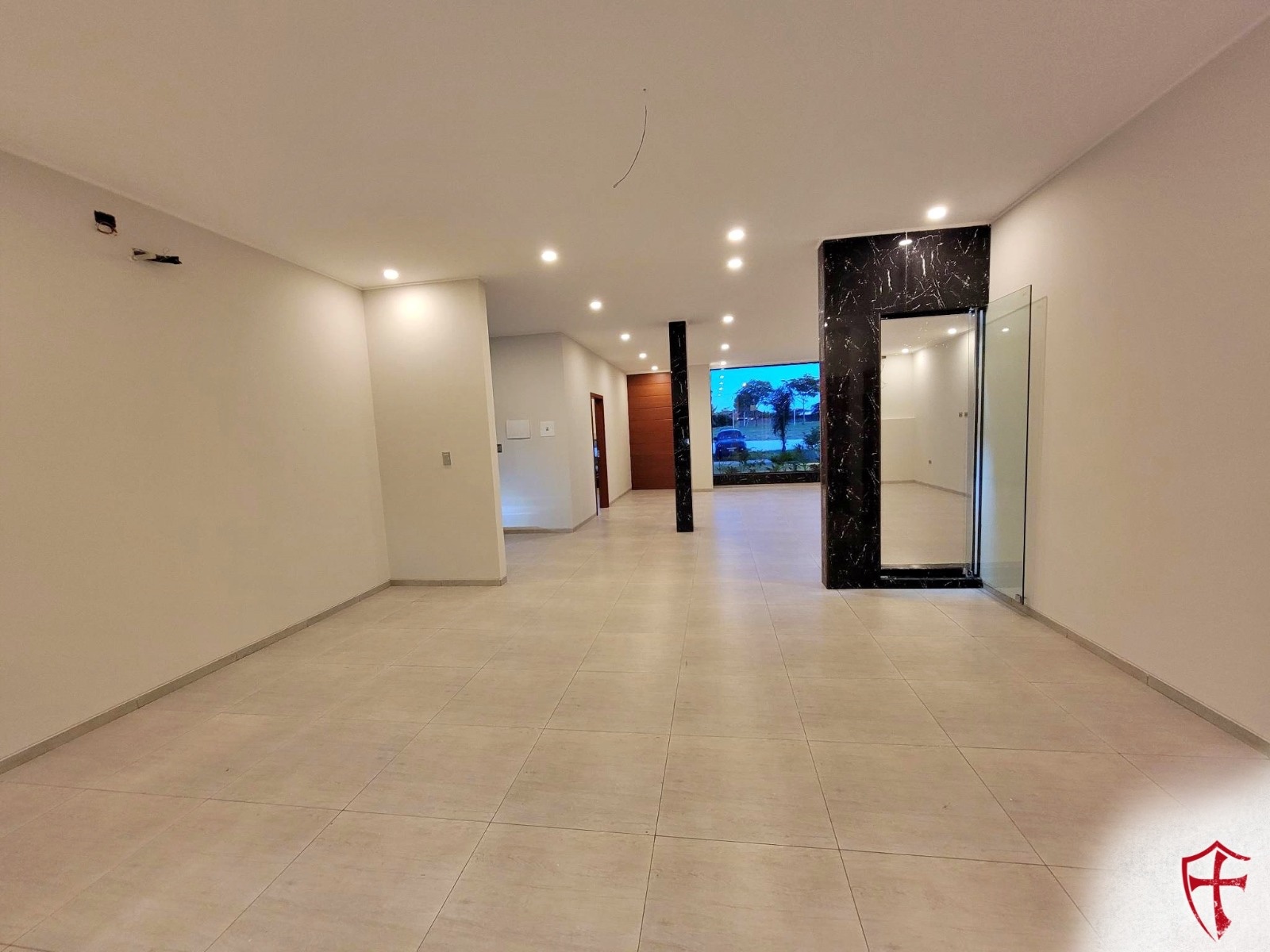 Casa en Urubó en Santa Cruz de la Sierra 5 dormitorios 6 baños 4 parqueos Foto 16