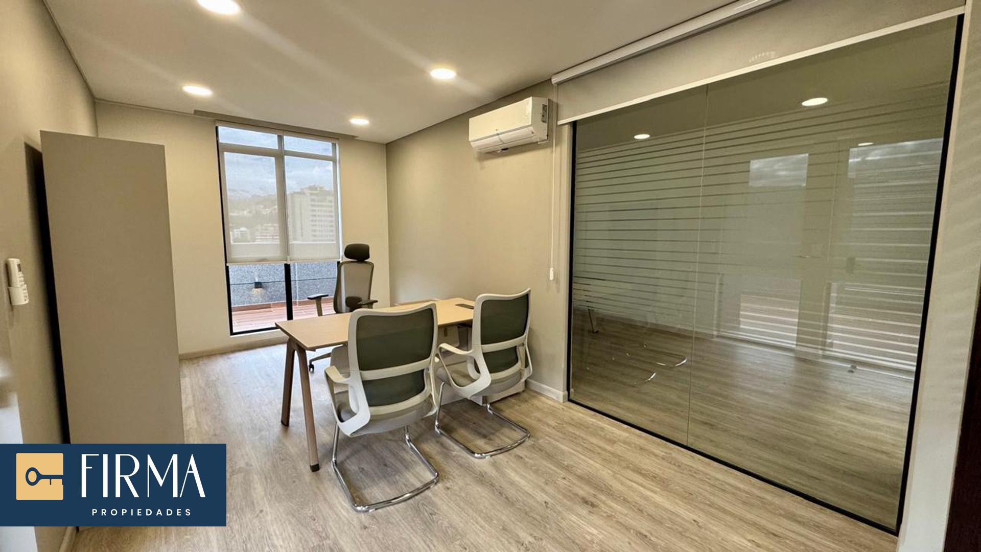Oficina en AlquilerOFICINA EN ALQUILER, AV. MONTENEGRO CALACOTO 3 dormitorios 4 baños  Foto 11