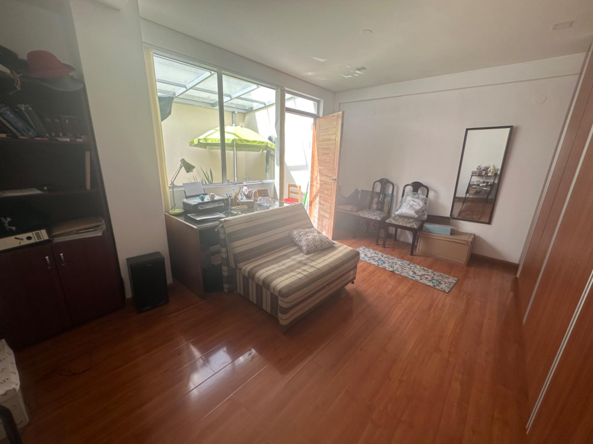 Departamento en Achumani en La Paz 3 dormitorios 2 baños 1 parqueos Foto 16