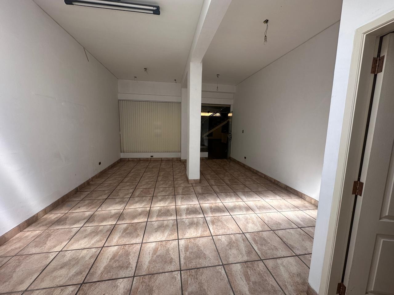Local comercial Calle Ecuador # 738 Foto 3