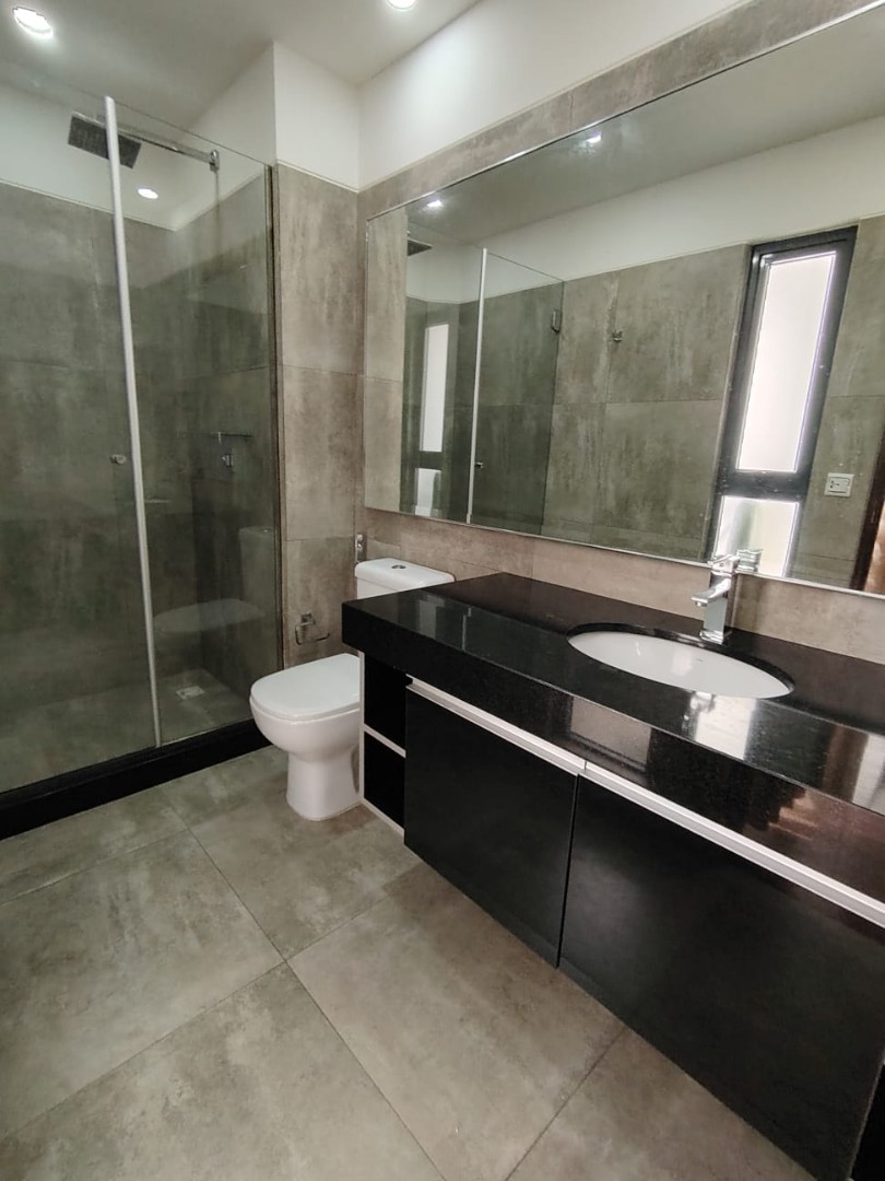 Departamento en Equipetrol en Santa Cruz de la Sierra 3 dormitorios 4 baños  Foto 2