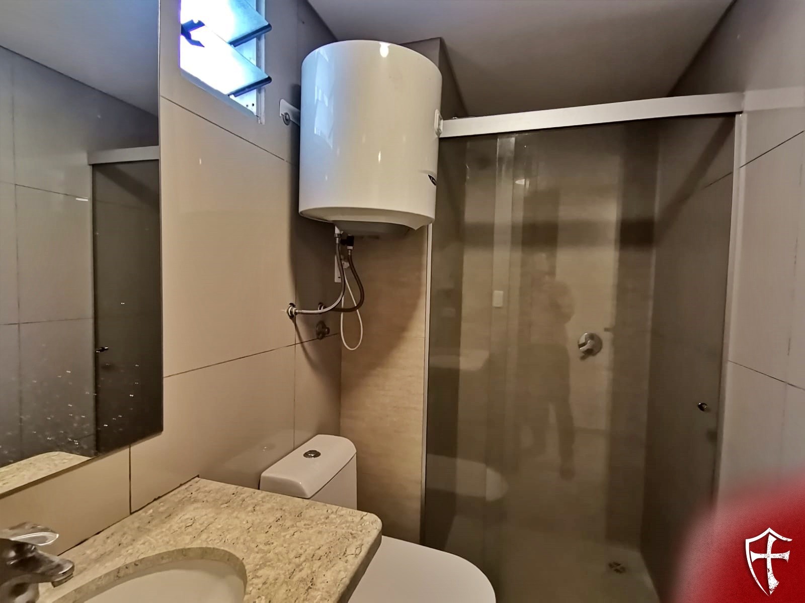 Departamento en AlquilerAvenida Beni 4° anillo Foto 4