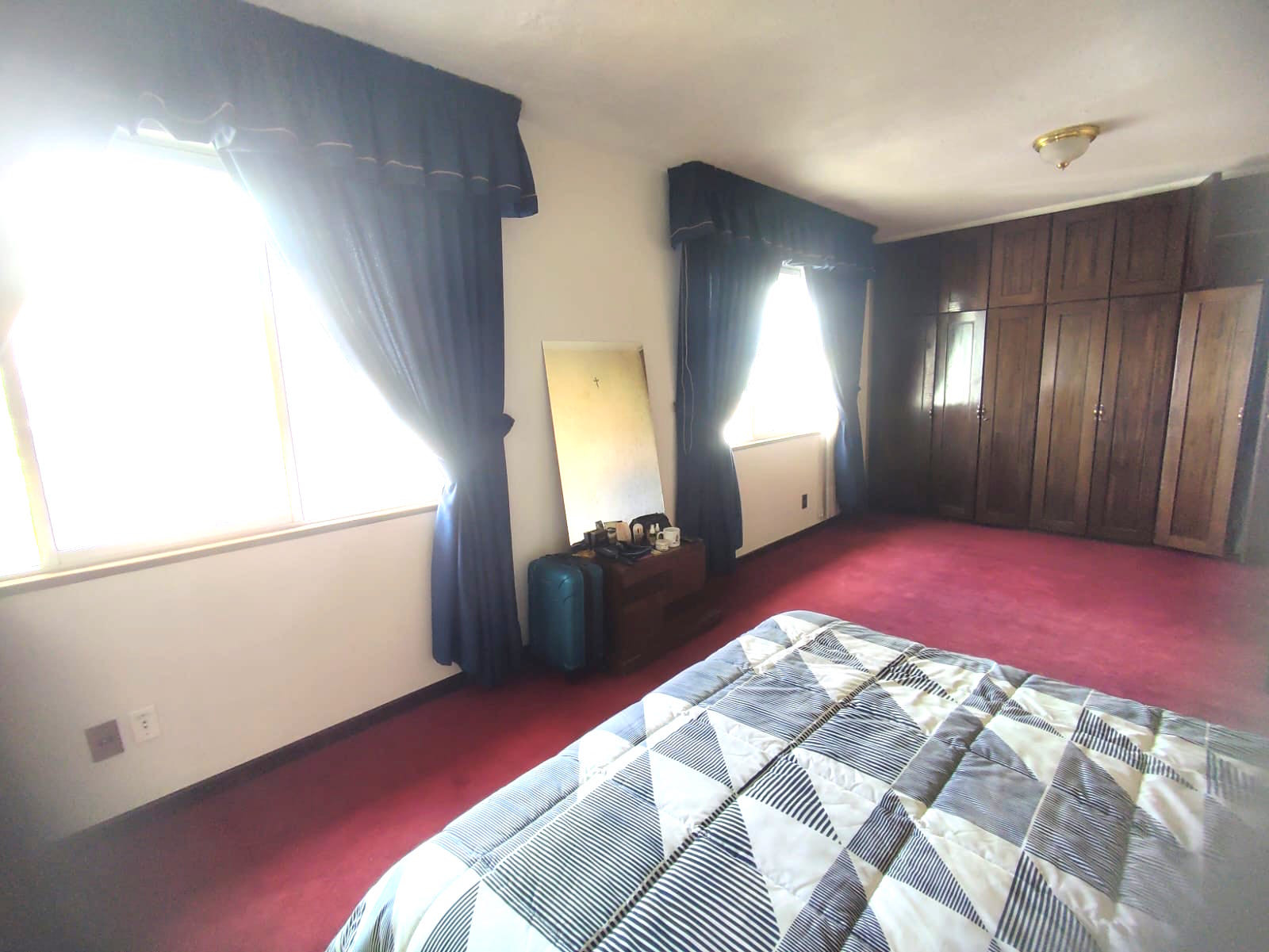 Departamento en VentaSan Jorge, Av. Arce esq. Gosalvez 4 dormitorios 6 baños 2 parqueos Foto 11