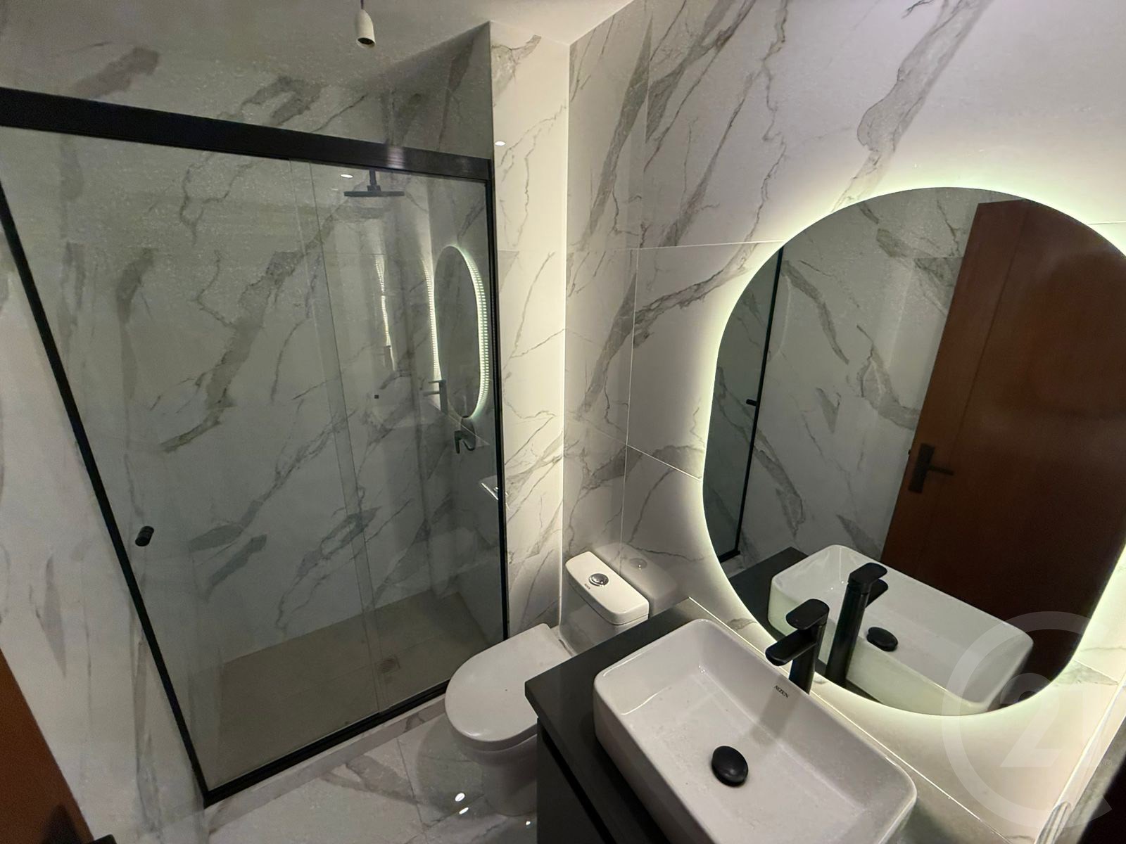 Departamento en VentaAvenida Beni, entre 4to y 5to anillo Foto 9