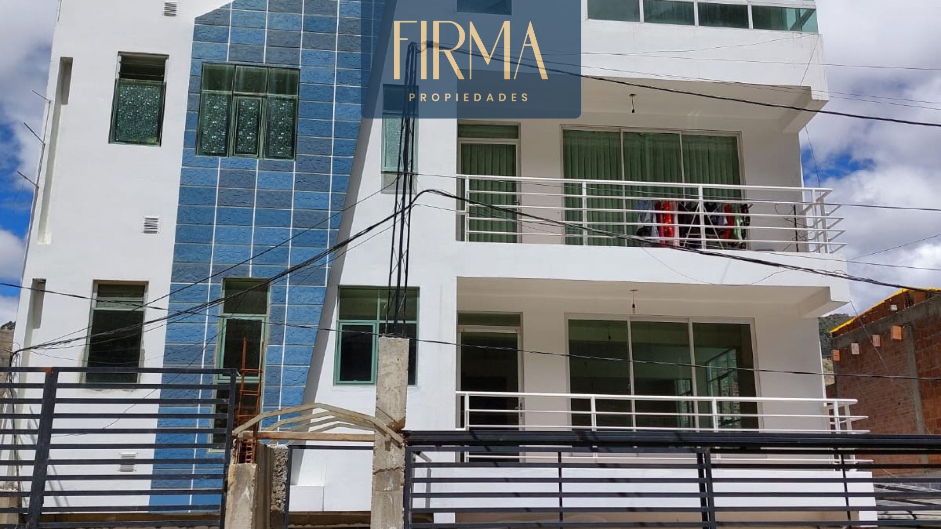 Departamento en Irpavi en La Paz 3 dormitorios 3 baños 1 parqueos Foto 2