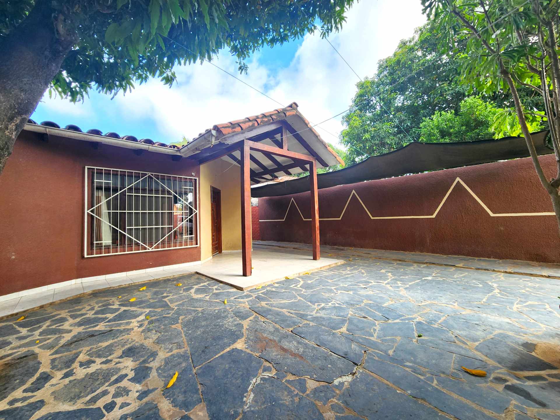 Casa en Villa 1ero de Mayo en Santa Cruz de la Sierra 3 dormitorios 3 baños 3 parqueos Foto 17