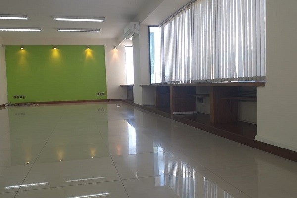 Oficina en VentaCalle Salamanca esquina calle J.C. Carrillo, - Edificio Cibeles, - Norte - Cochabamba, Cercado Foto 10