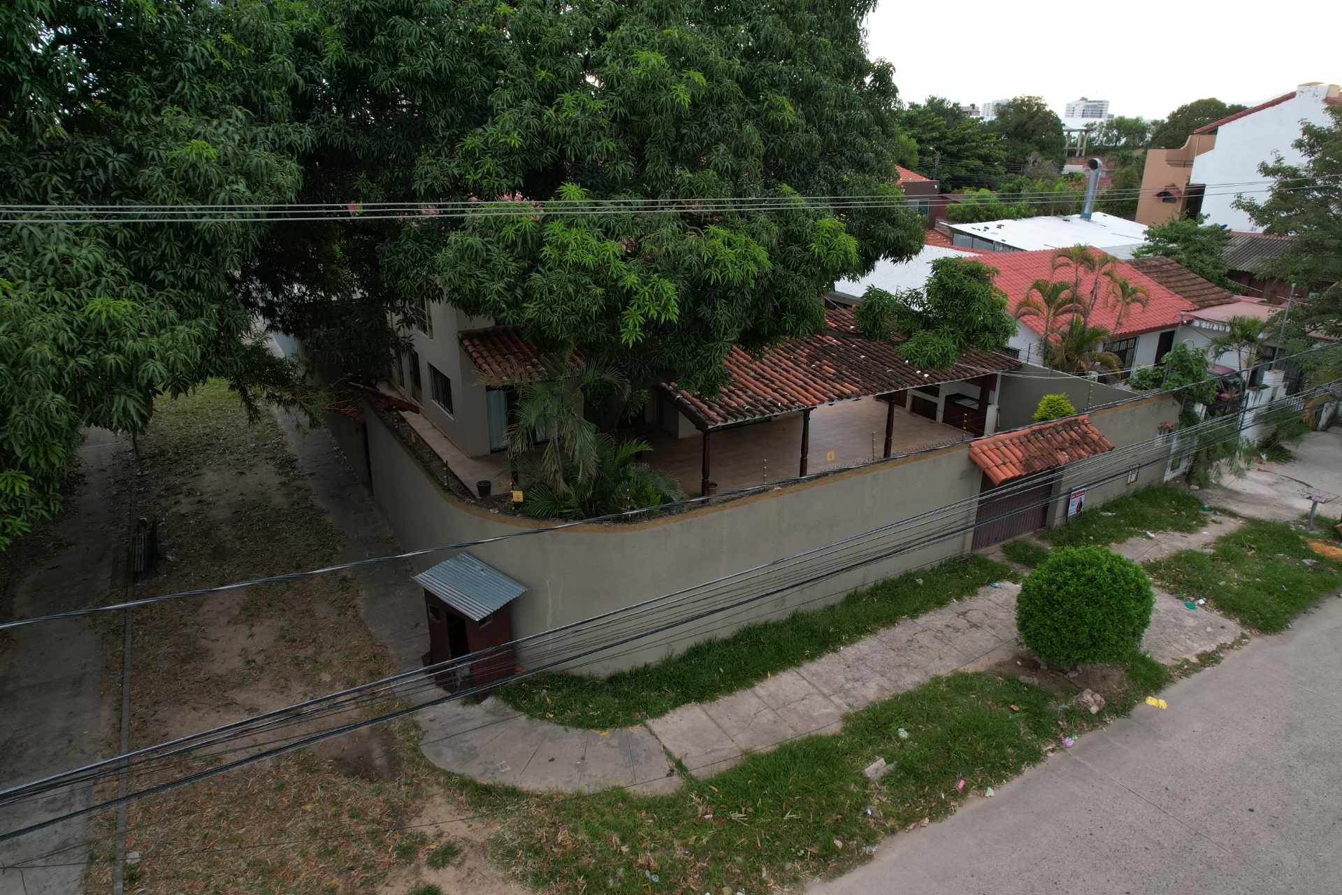 En Alquiler a $us 1,700 Foto 11