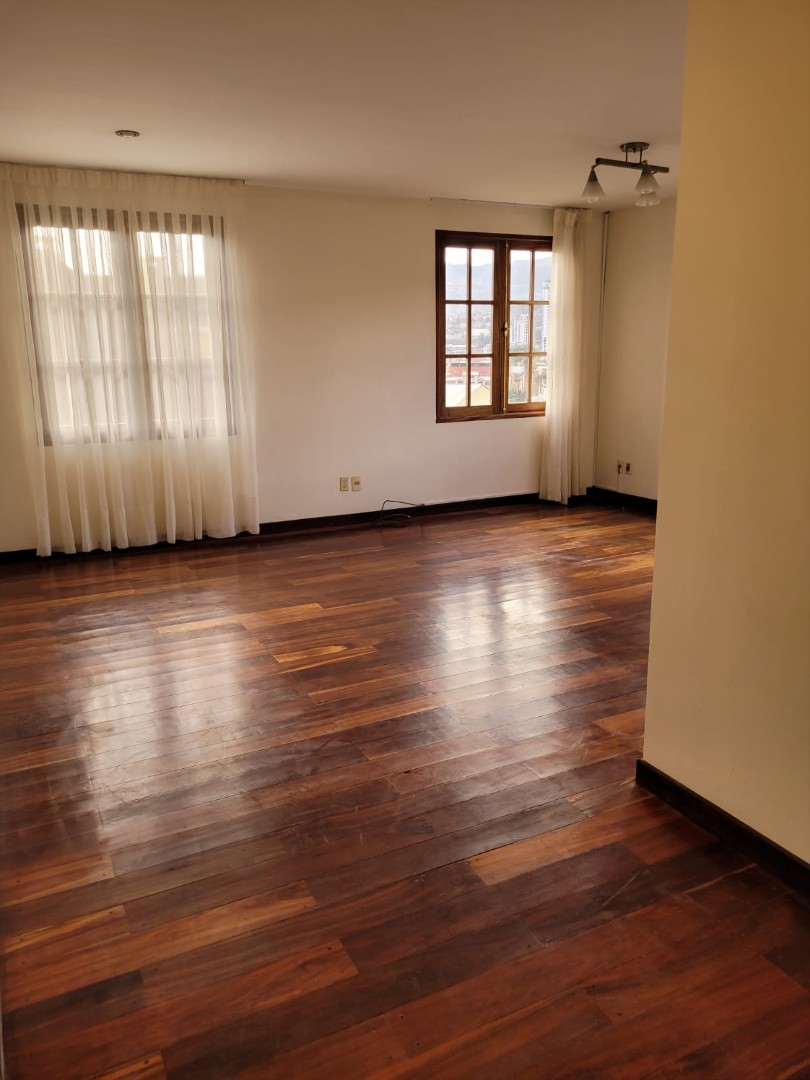 Casa en AlquilerAUQUISAMAÑA - ZONA SUR DE LA PAZ 4 dormitorios 5 baños 3 parqueos Foto 18