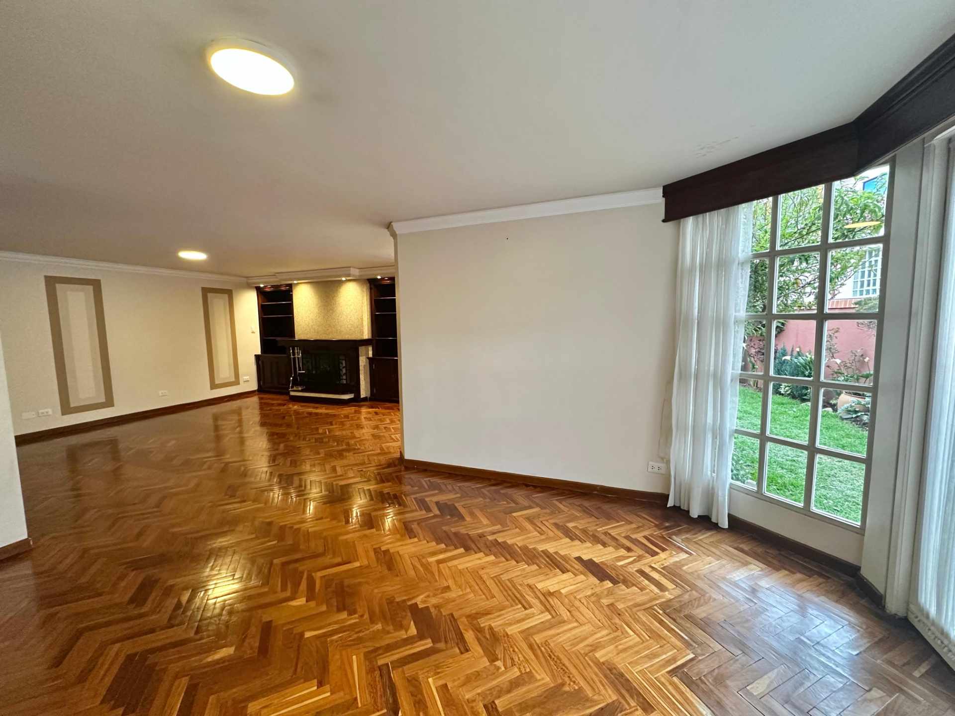 Casa en VentaCALACOTO CALLE 21 4 dormitorios 5 baños 3 parqueos Foto 38