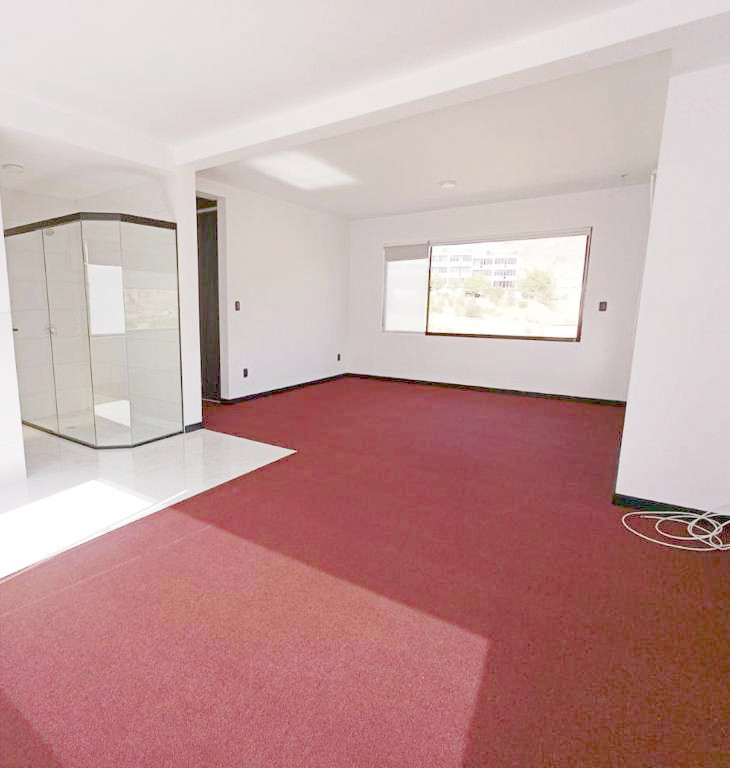 Casa en Achumani en La Paz 3 dormitorios 4 baños 1 parqueos Foto 7