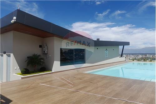 Departamento en Aranjuez en Cochabamba 3 dormitorios 4 baños 1 parqueos Foto 20