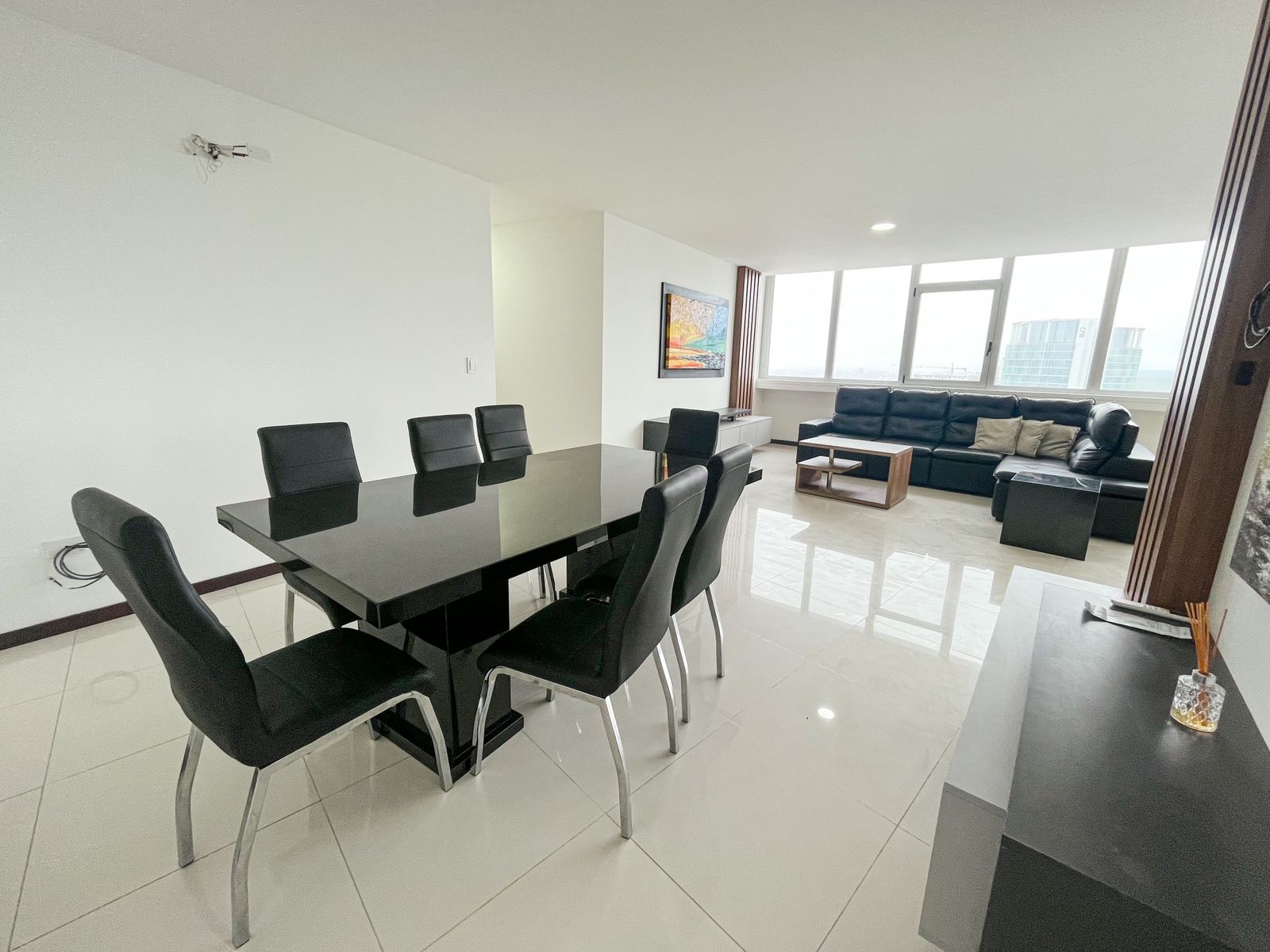 Departamento en AlquilerDPTO 3 DORMITORIOS AMOBLADO- PLATINIUM 2 FRENTE AL MALL VENTURA Foto 18