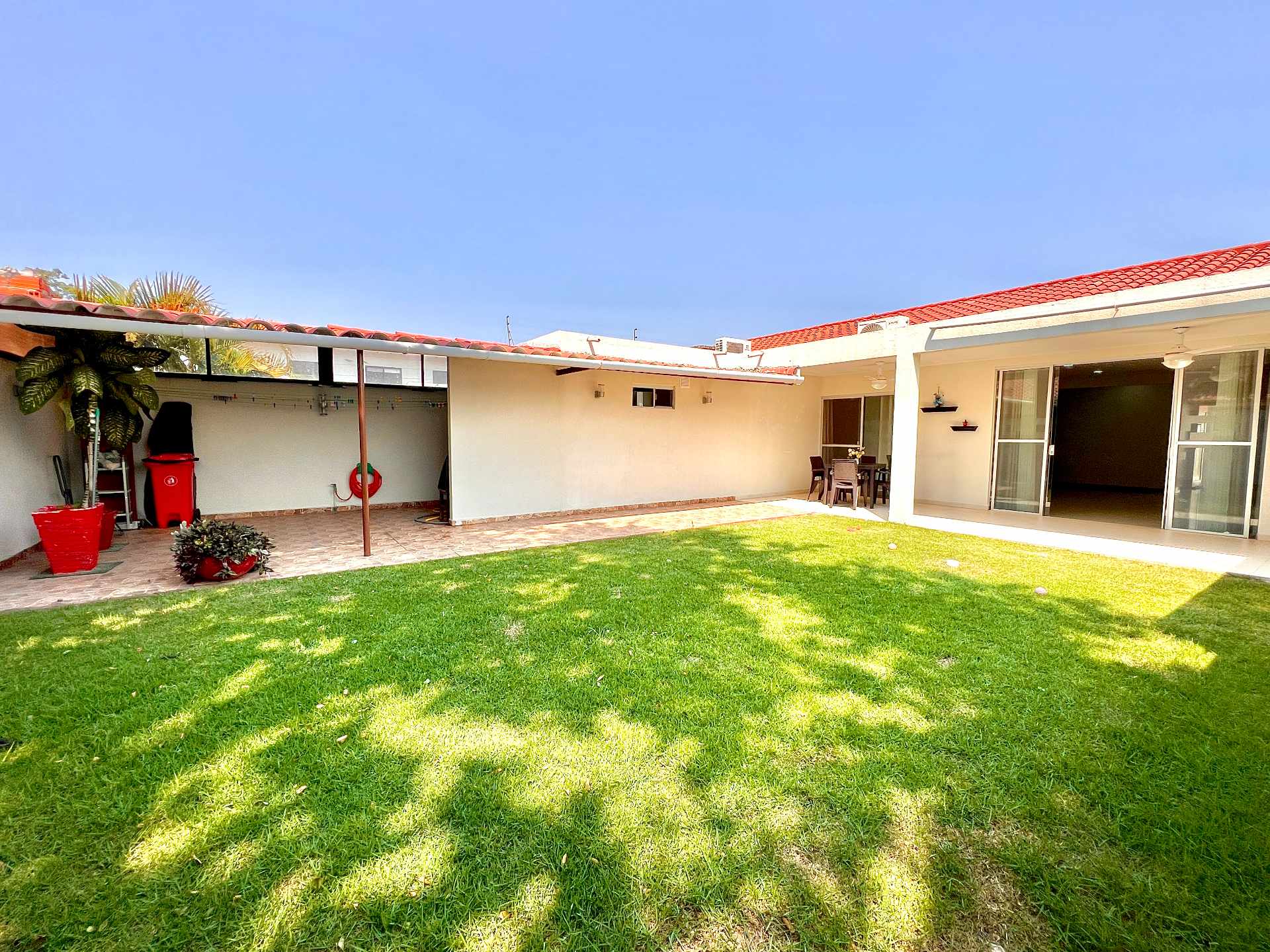 CASA EN VENTA RIVIERA DEL REMANSO II us 105,000 [UC