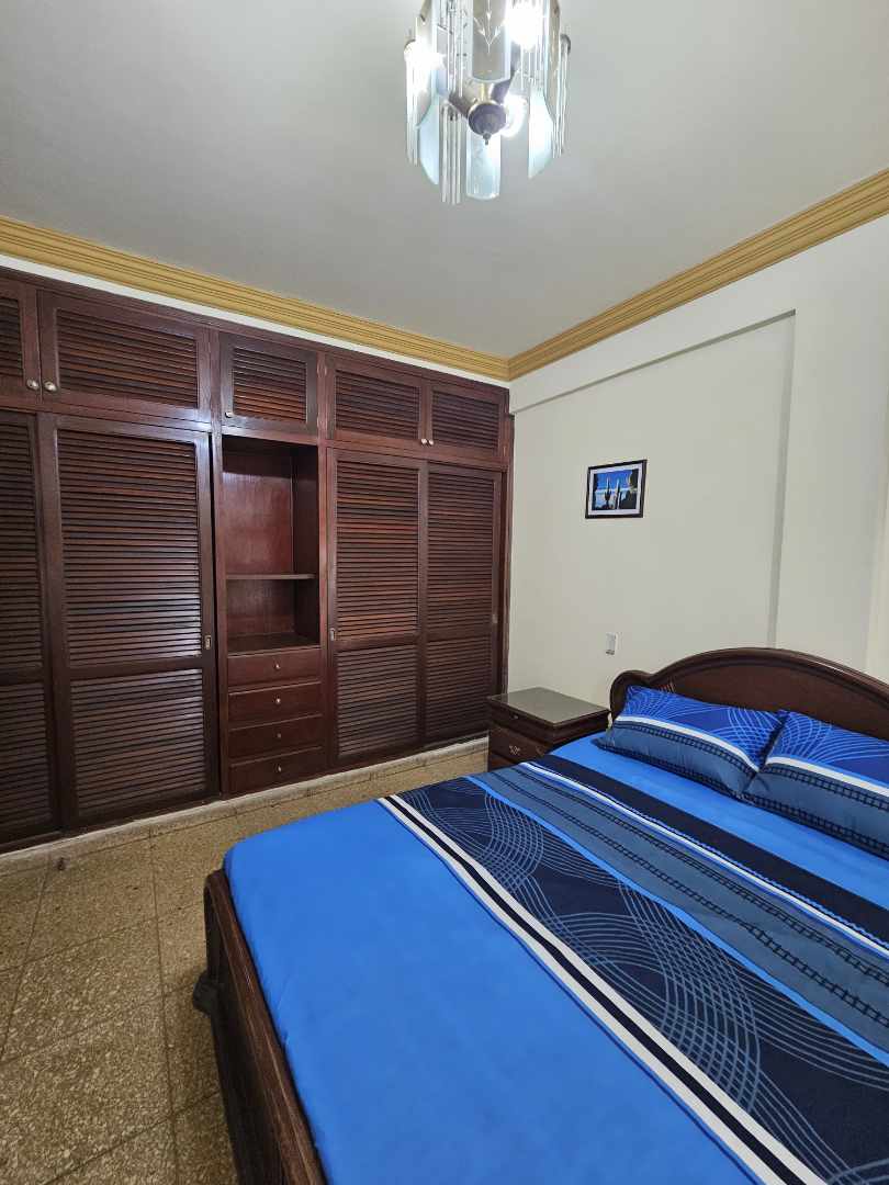 Departamento en AlquilerCALLE SEOANE- ZONA CENTRO  2 dormitorios 3 baños  Foto 7