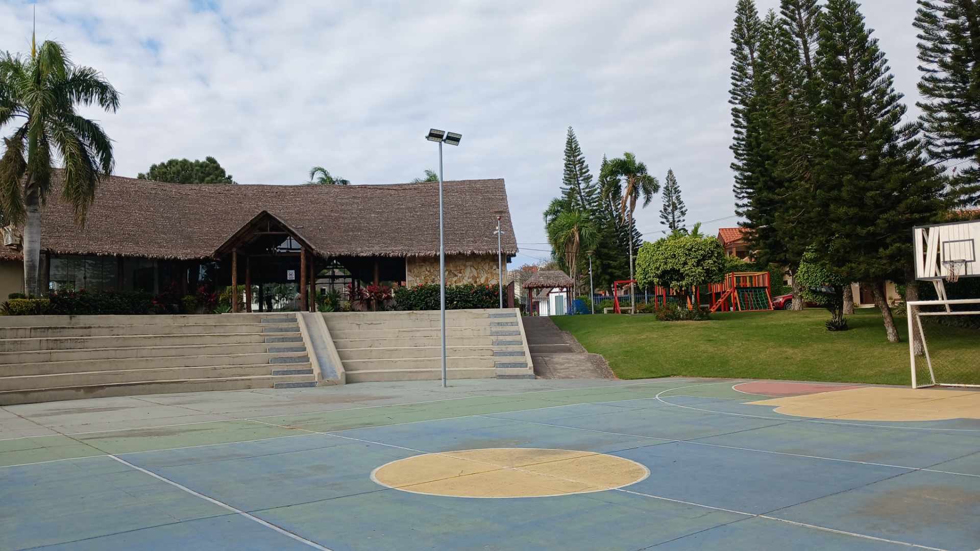 Casa 🏡 ALQUILER CASA EN CONDOMINIO CIUDAD JARDÍN  Foto 4