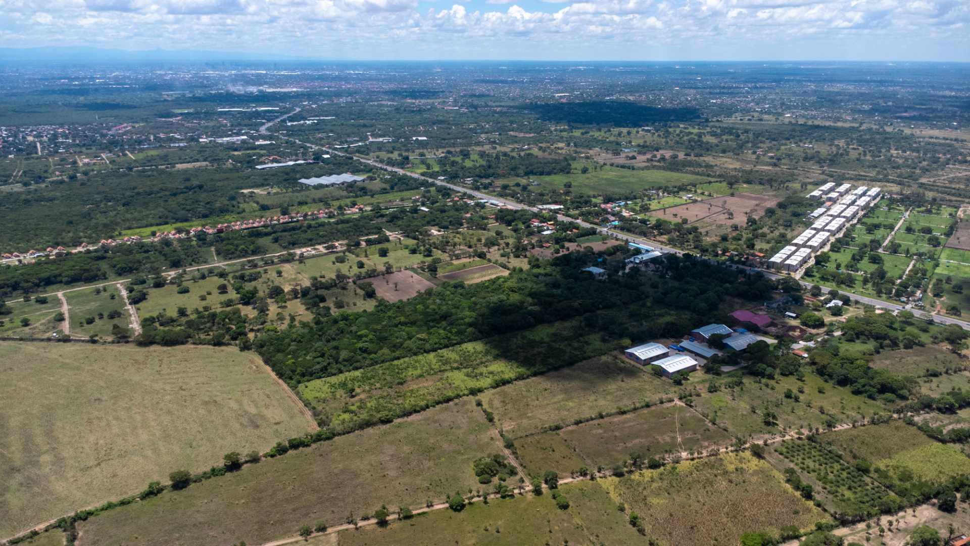 Terreno en VentaSobre la carretera Cotoca Km 12    Foto 10