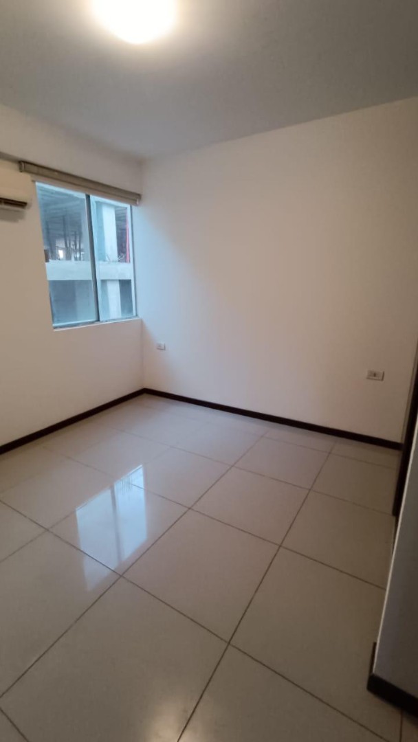 Departamento en AlquilerEquipetrol entre 3er y 4to anillo Foto 8