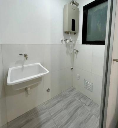 8b3a322edcff8248b317d90ed38027b5d6a751