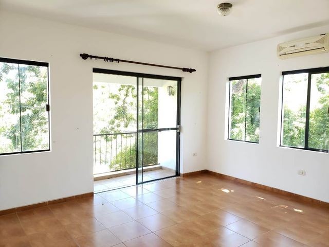 Casa en AlquilerCONDOMINIOP JARDINES DEL URUBO I Foto 10