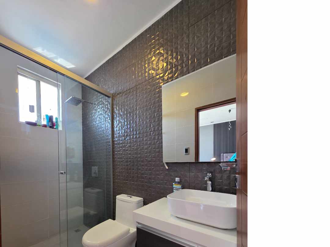 Casa Zona Norte
Condominio La Pradera
Casa de Lujo c/5 Suites Foto 16