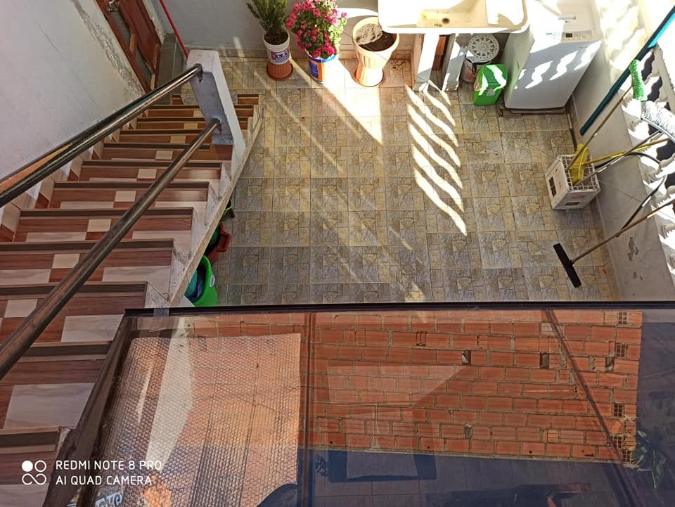 Casa en VentaOportunidad Casa en Venta , Zona Munaypata (CV247) 8 dormitorios 4 baños  Foto 3