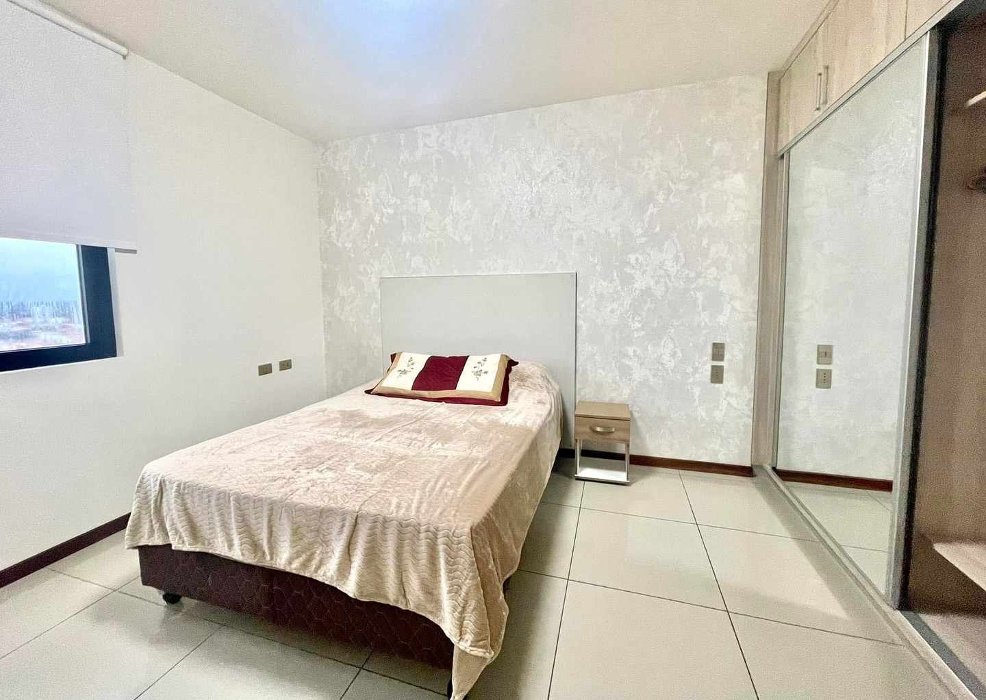Departamento en AlquilerEDIFICIO MACORORO 12 1 dormitorios 1 baños  Foto 5