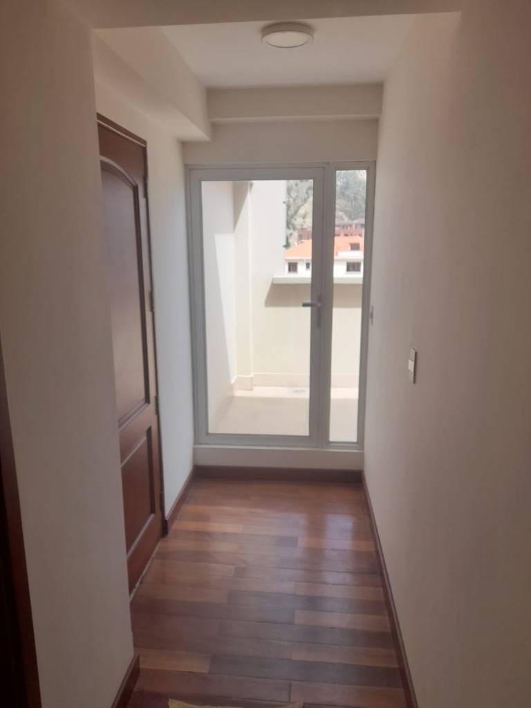 Departamento en VentaACHUMANI, CALLE 32 Foto 5