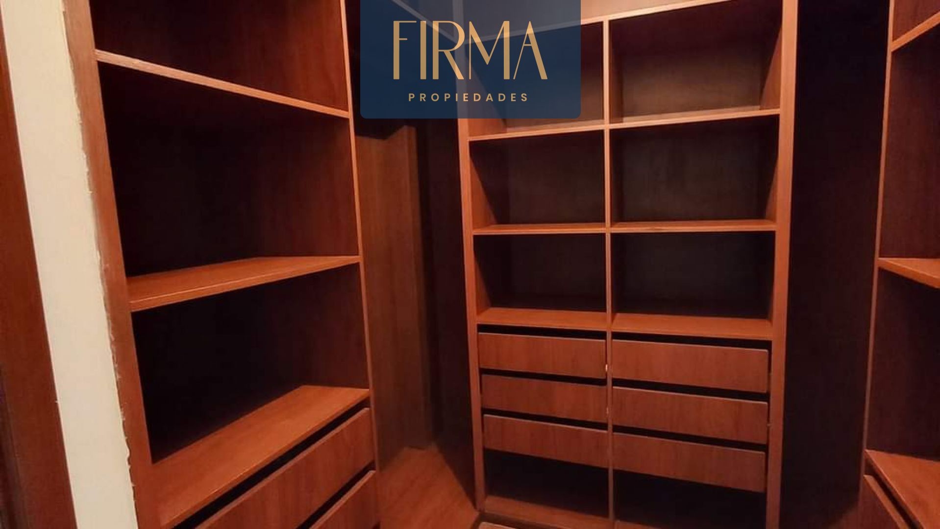 Departamento en Achumani en La Paz 3 dormitorios 3 baños 1 parqueos Foto 7