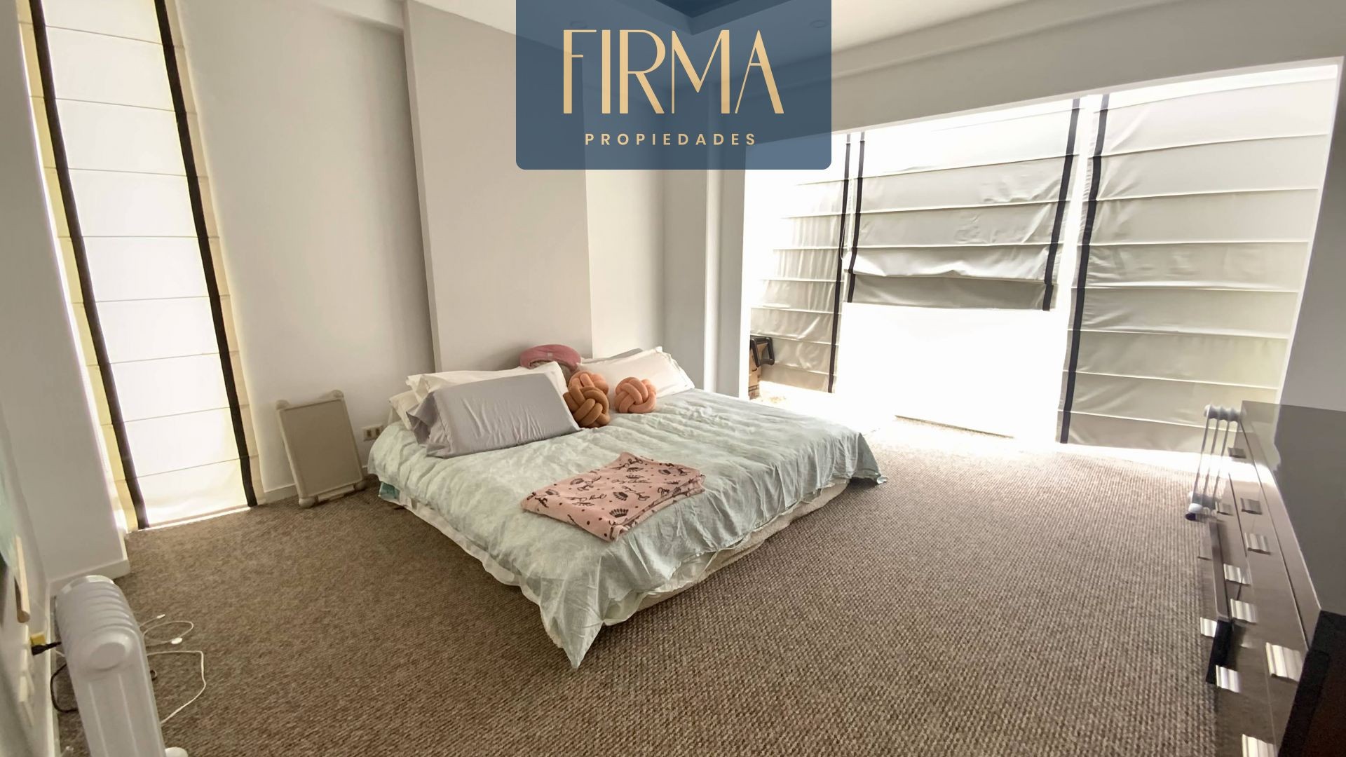 Casa en VentaACHUMANI JARDINES DEL SUR 3 dormitorios 4 baños 3 parqueos Foto 8