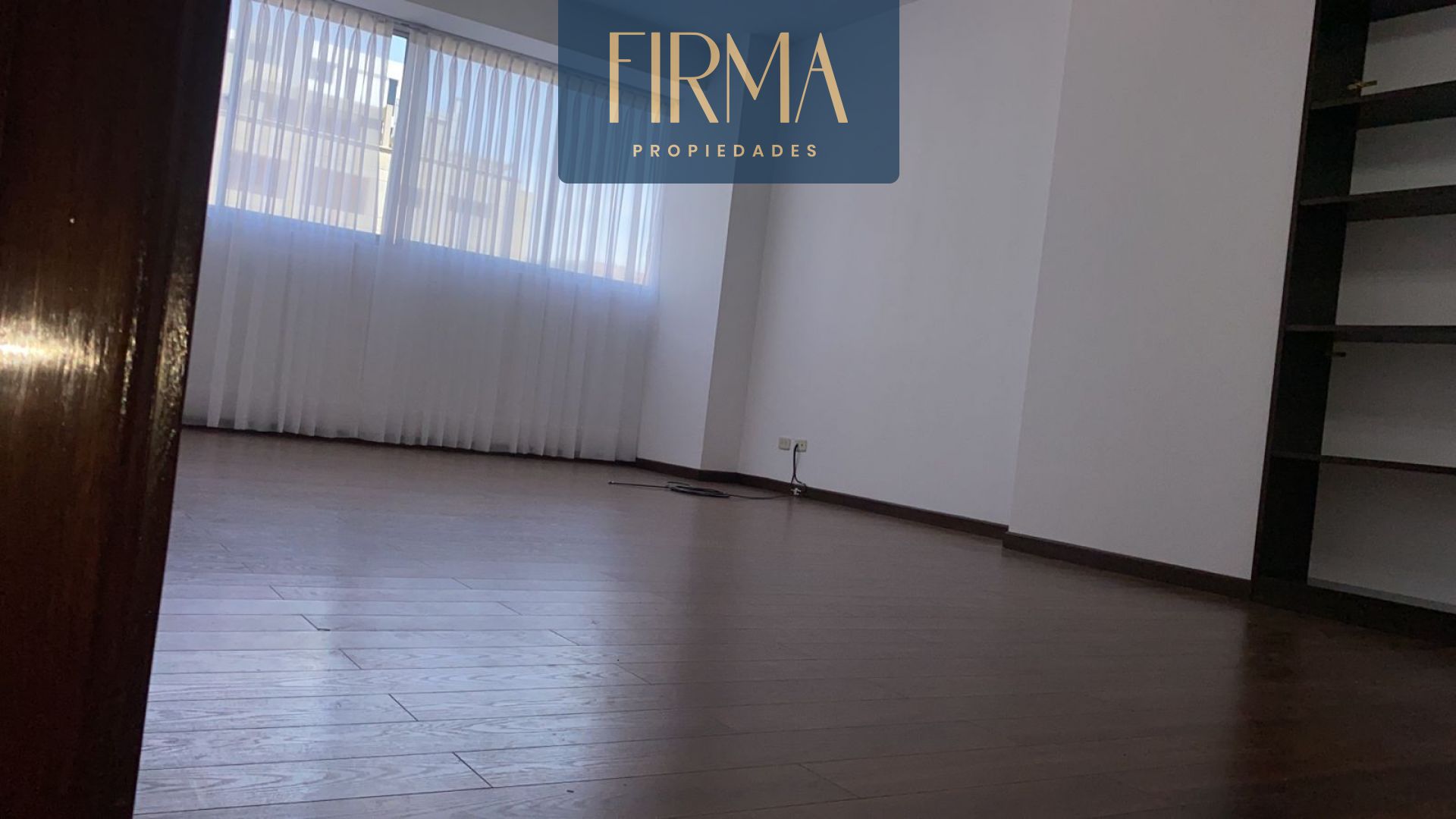 Oficina en AlquilerALQUILA ESTA OFICINA EN CALACOTO Foto 1