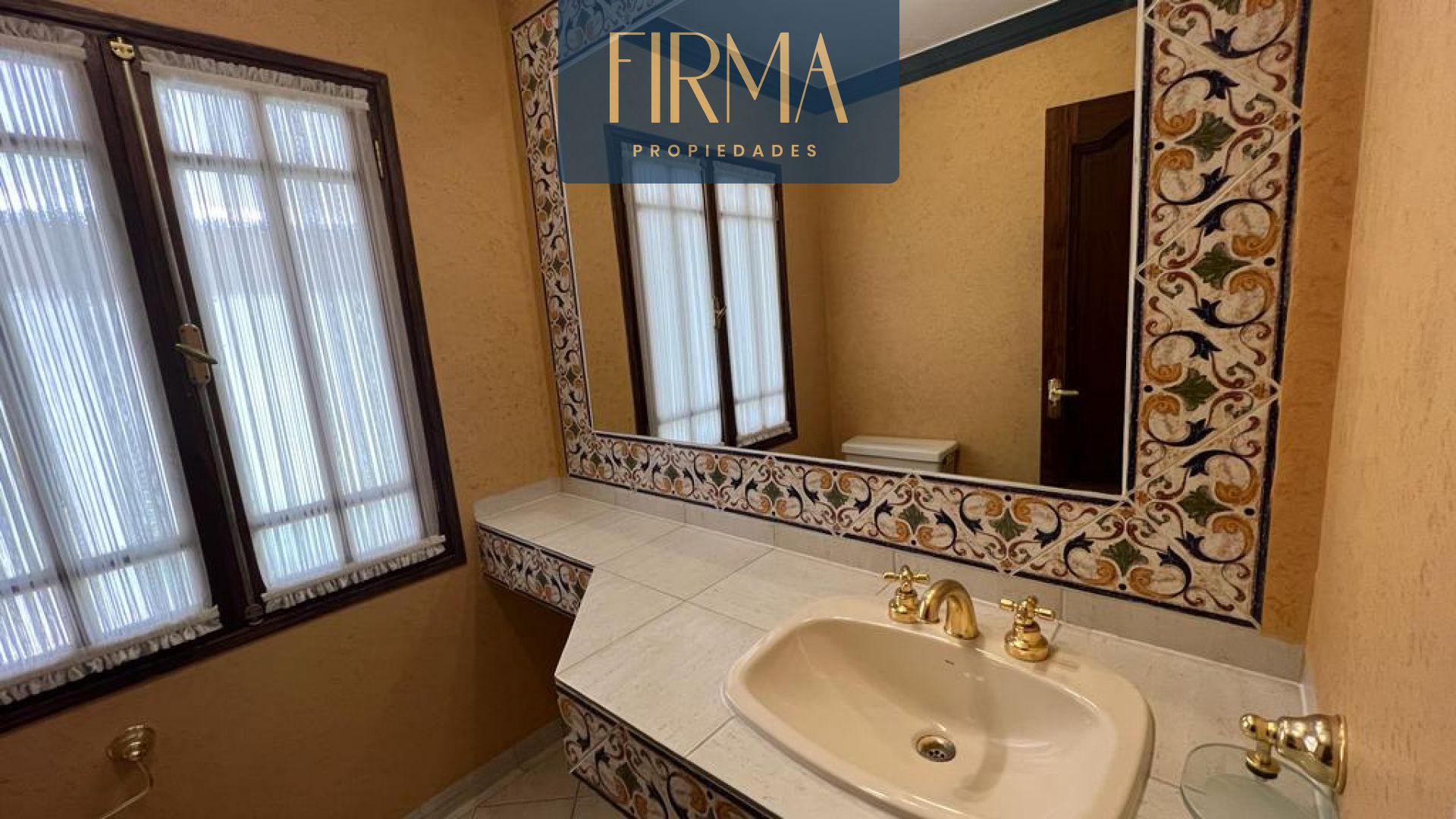 Casa en AlquilerALQUILA ESTA CASA  EN SAN MIGUEL 3 dormitorios 4 baños 2 parqueos Foto 7