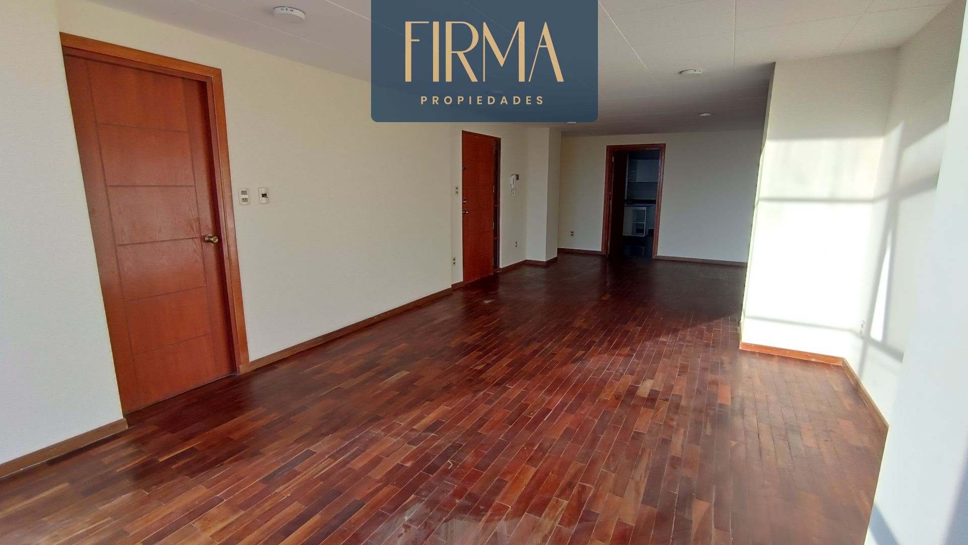 Departamento en VentaDEPARTAMENTO EN VENTA, COTA COTA 3 dormitorios 4 baños 1 parqueos Foto 13