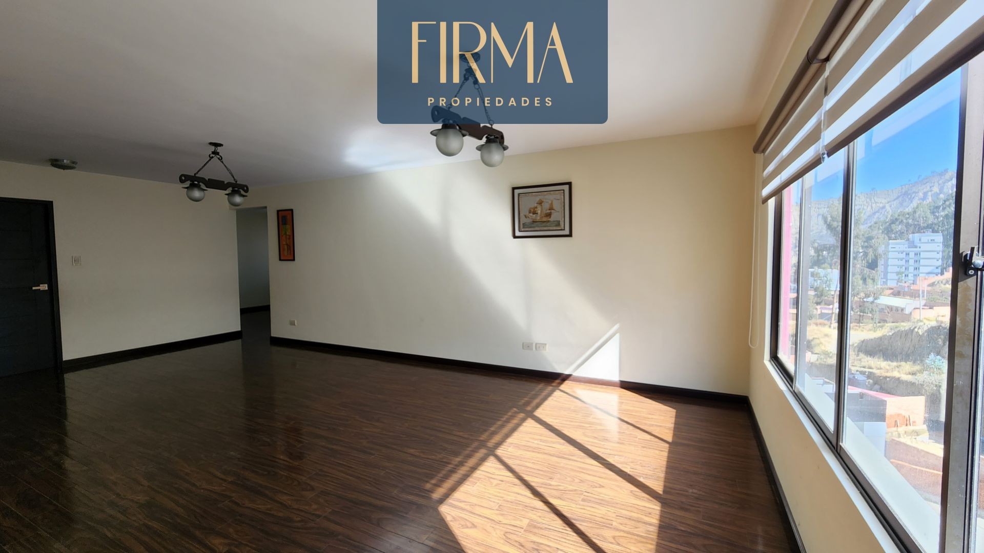 Departamento en Achumani en La Paz 3 dormitorios 4 baños 1 parqueos Foto 1