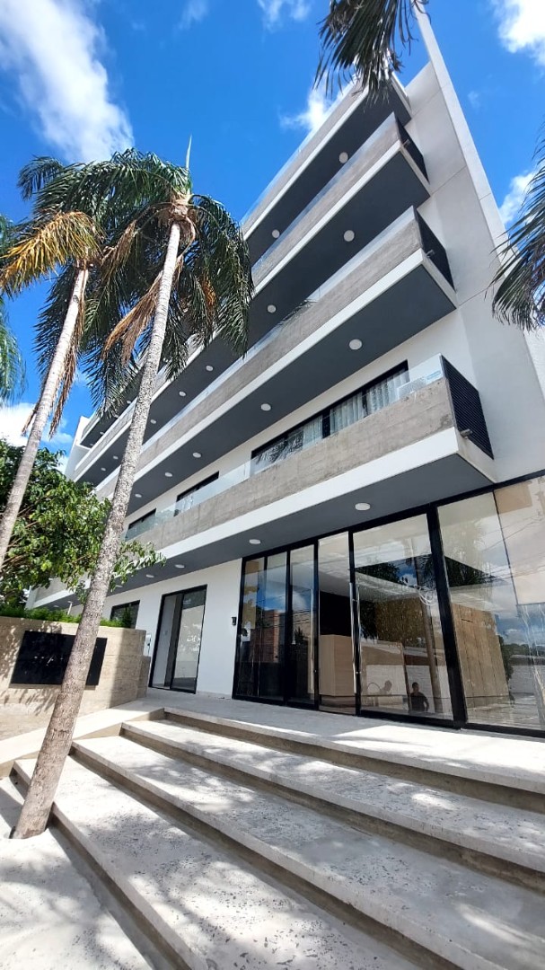 Oficina Av. Banzer entre 2dony 3er anillo Foto 1