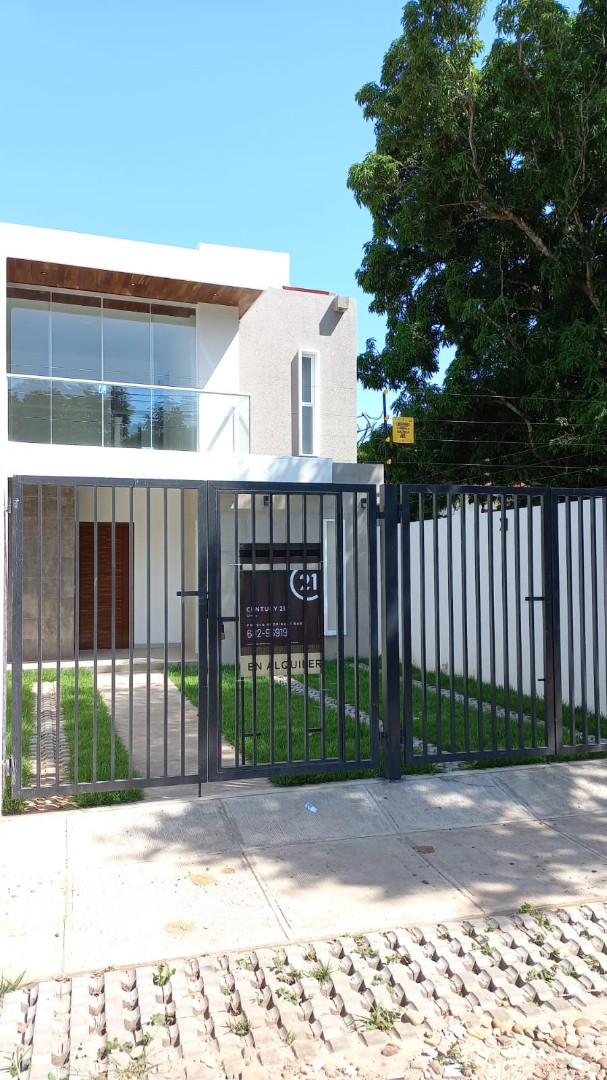 Casa en Entre 8vo y 9no anillo Norte en Santa Cruz de la Sierra 3 dormitorios 7 baños 2 parqueos Foto 6