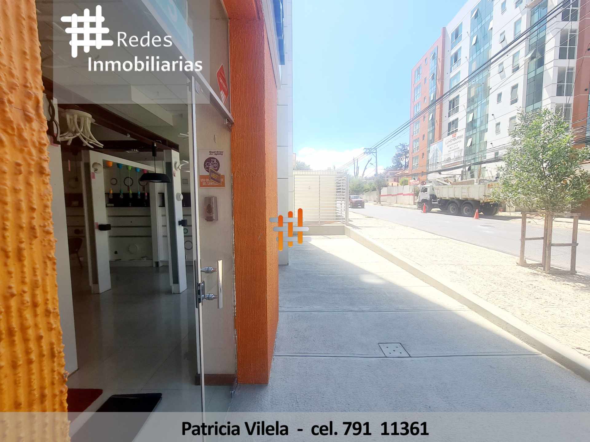 Local comercial LOCAL EN VENTA CON OFICINAS Y ALMACÉN  Foto 8