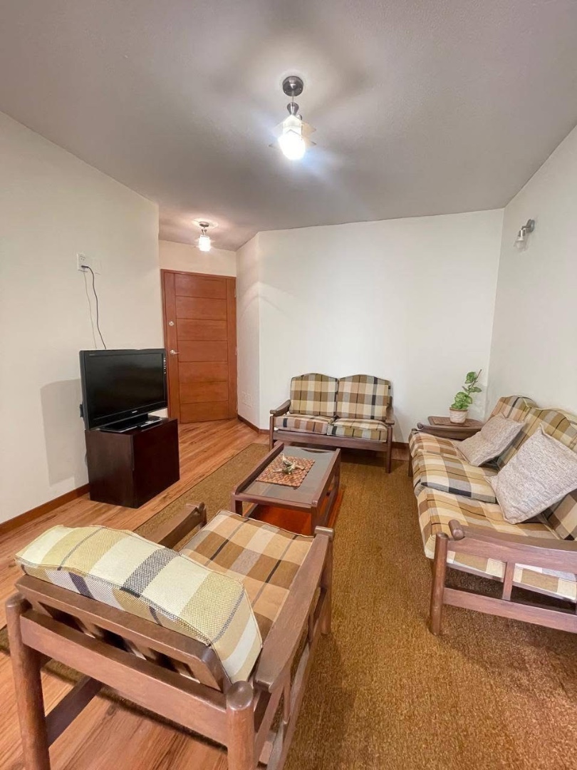 Departamento en Alquiler6 DE AGOSTO  2 dormitorios 2 baños 1 parqueos Foto 12