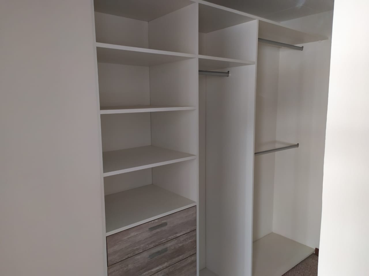 Casa en Achumani en La Paz 3 dormitorios 4 baños 2 parqueos Foto 9