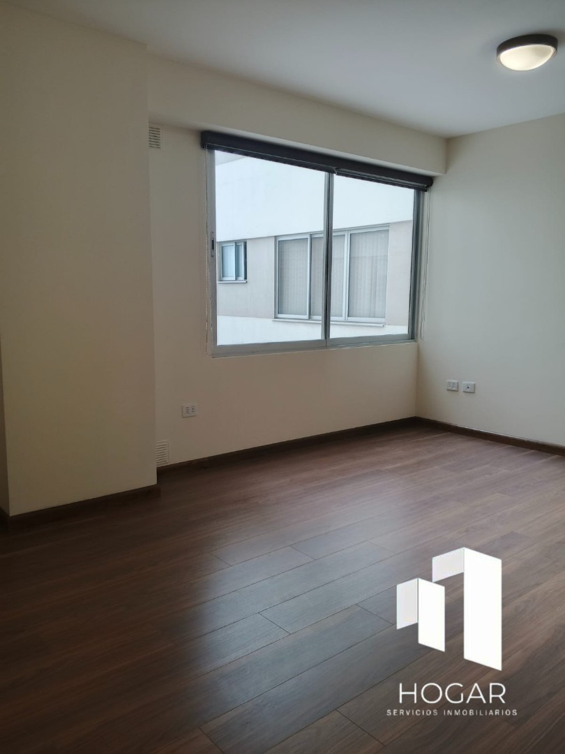 Departamento en AnticréticoAV. Ramon Rivero inmediaciones Cine Center 1 dormitorios 1 baños  Foto 2