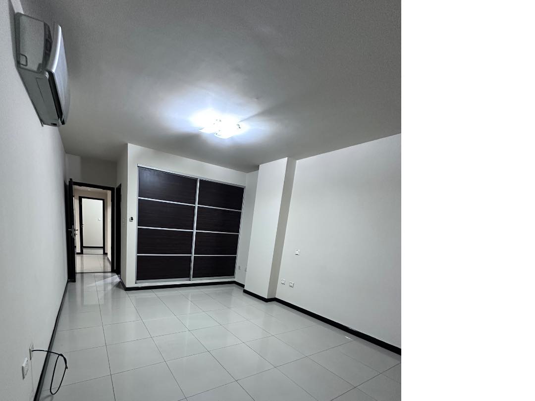 Departamento en Entre 1er y 2do anillo Norte en Santa Cruz de la Sierra 3 dormitorios 2 baños 1 parqueos Foto 10