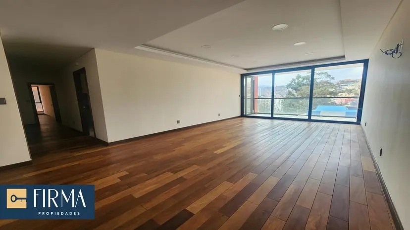 Departamento en Obrajes en La Paz 3 dormitorios 4 baños 1 parqueos Foto 3