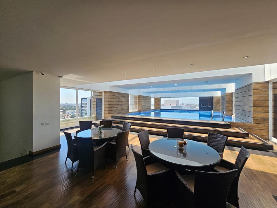 Departamento en VentaAvenida Beni, esquina Los Cusis Foto 1