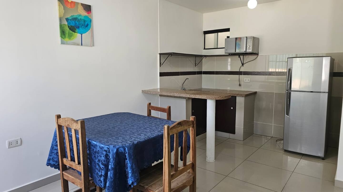 Casa En el Urubo hermosa casa de 1 planta de 2 dorm + escritorio Foto 12