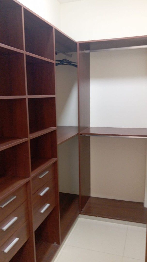 Departamento Zona Sur, cerca  de la Avenida  del Ejercito Foto 9