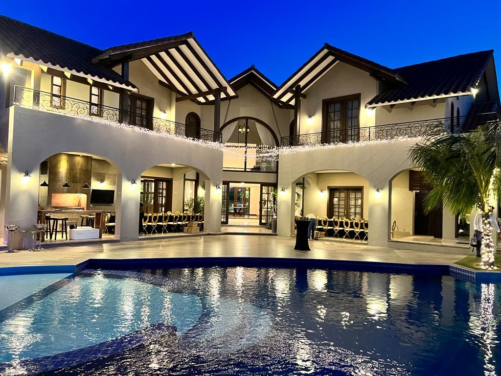 En Venta a $us 1,200,000 Foto 6