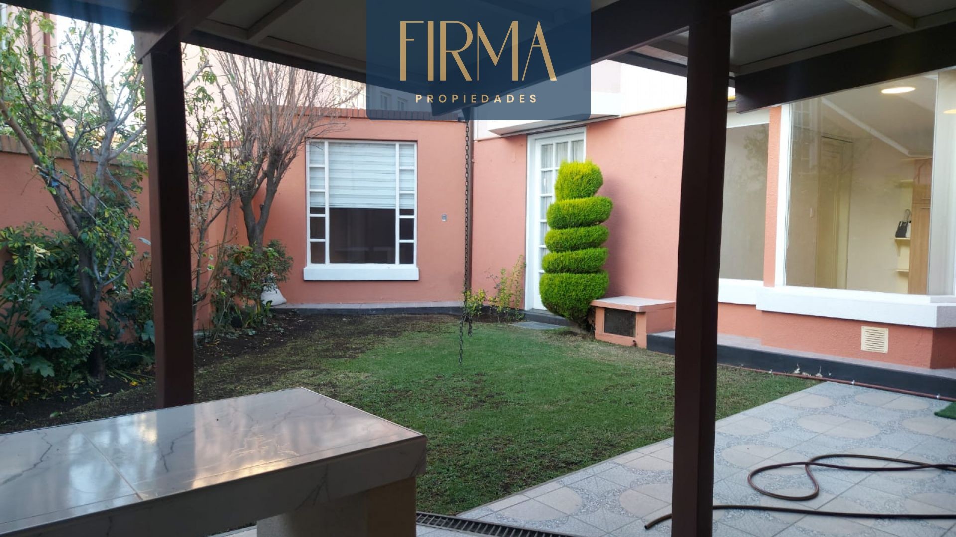 En Venta a $us 385,000 Foto 1