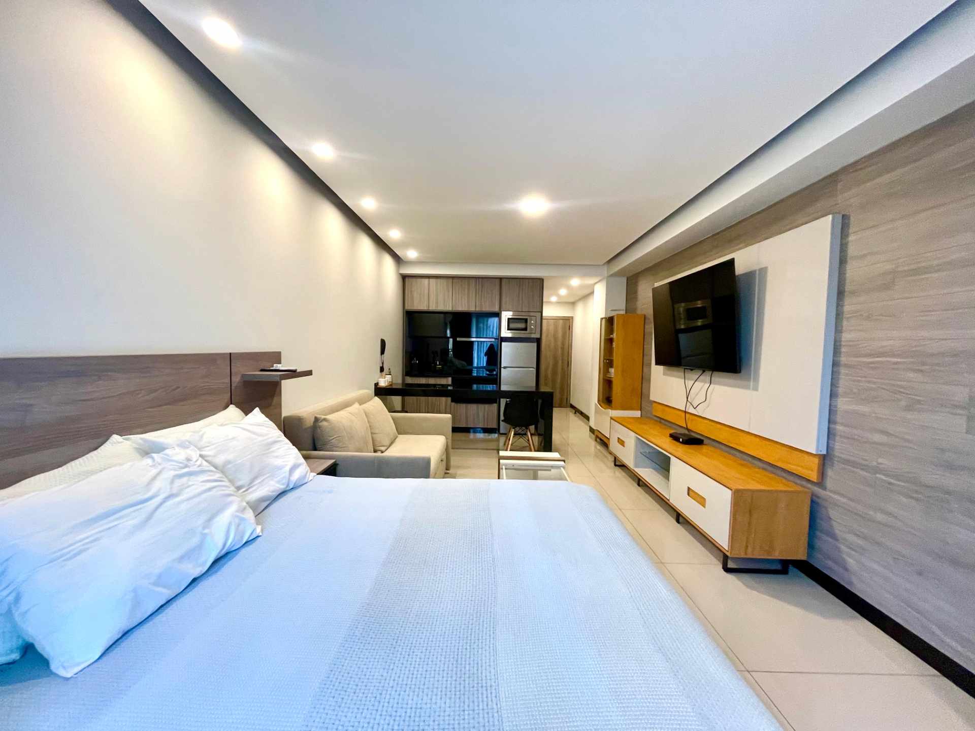 Departamento en Equipetrol en Santa Cruz de la Sierra 1 dormitorios 1 baños  Foto 3