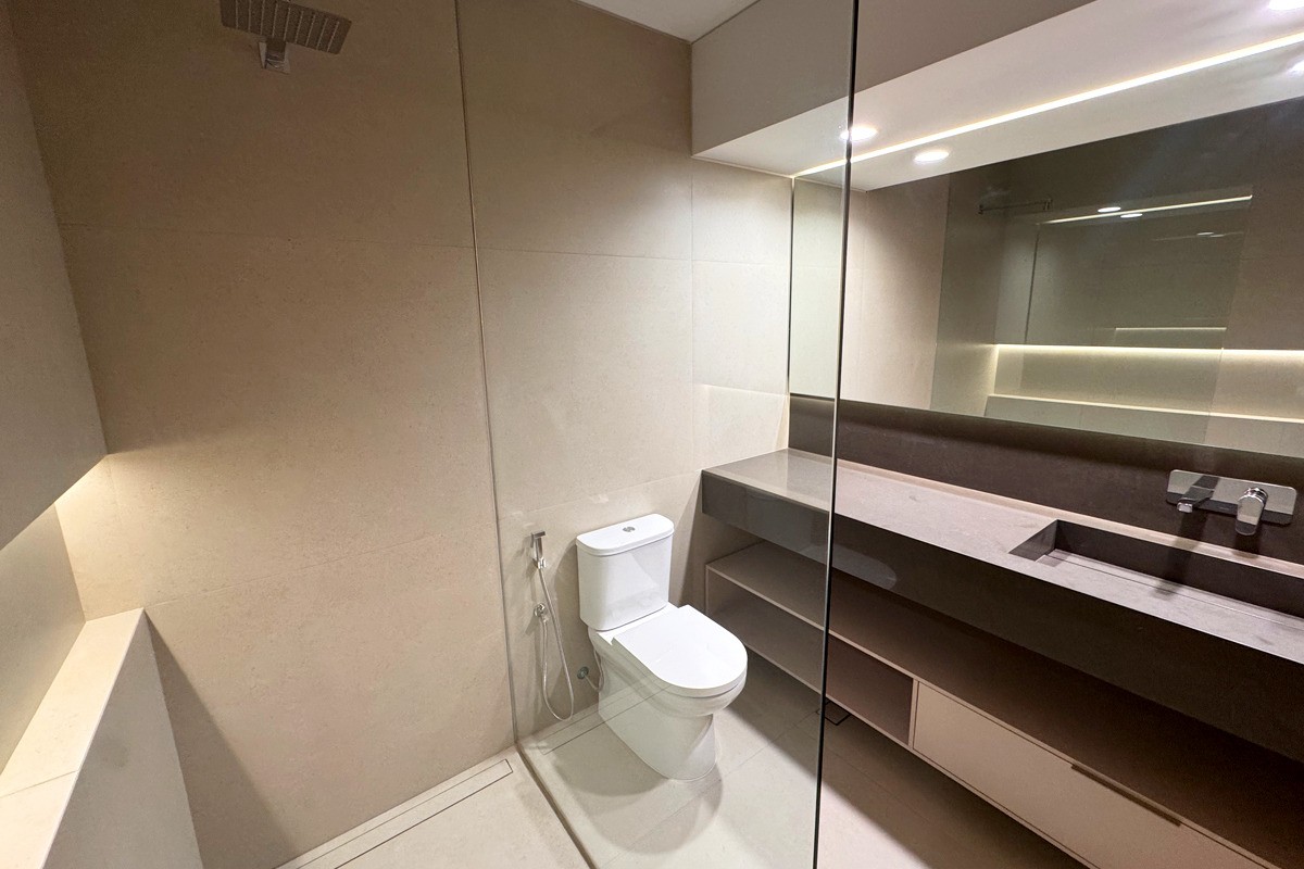 Departamento en VentaEquipetrol plaza Italia entre 2do y 3er anillo  2 dormitorios 3 baños 2 parqueos Foto 25